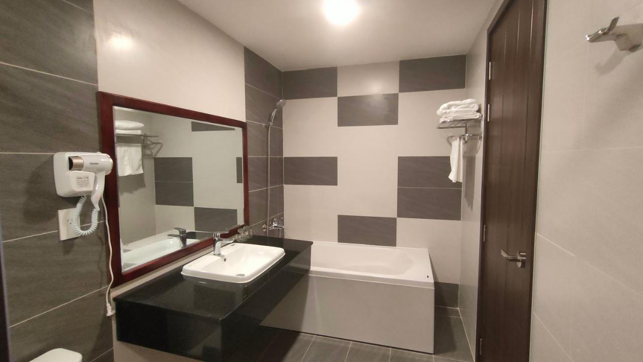 Tràm Chim Wildbird Hotel מראה חיצוני תמונה