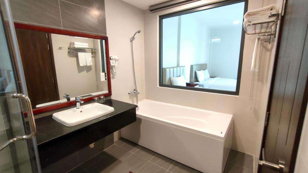 Tràm Chim Wildbird Hotel מראה חיצוני תמונה